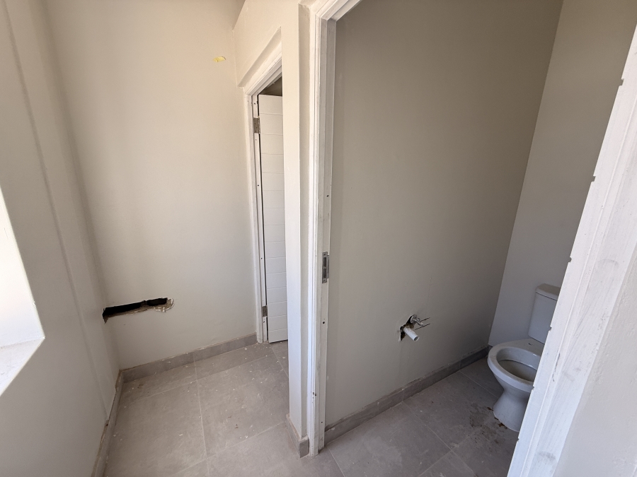 To Let commercial Property for Rent in Rivergate Western Cape